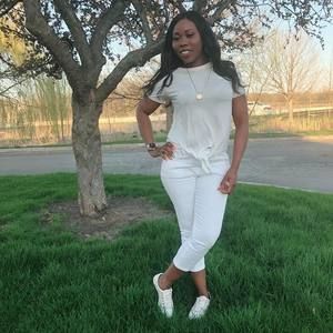 Meet your Posher, Munah